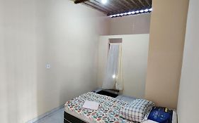 Suíte aconchegante e completa! Entrada independente em nova Iguaçu